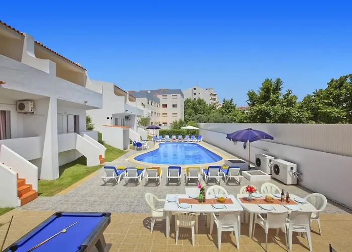 Altis Park By וילה *