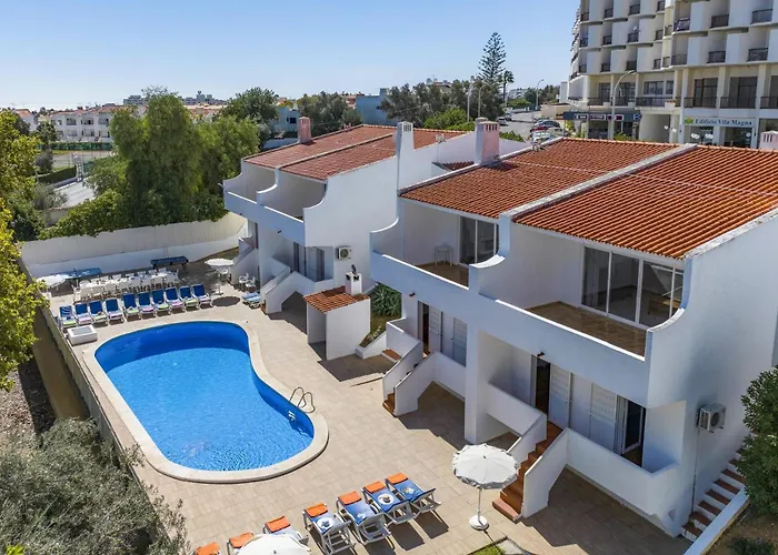 Altis Park By וילה